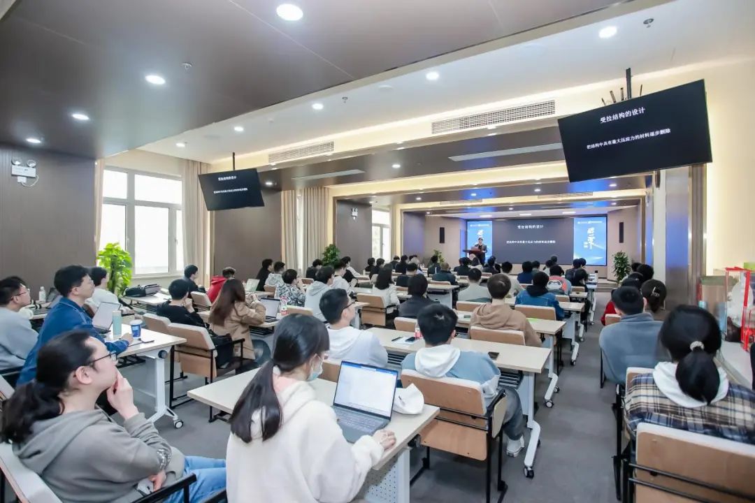 ELSEVIER全球期刊部高级副总裁Peter Harrison一行来访